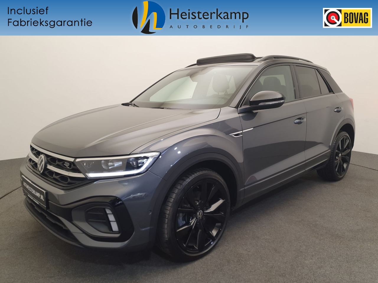 Volkswagen T-Roc - 1.5 TSI 150pk DSG/AUT R-Line Panoramadak, Camera, Keyless - AutoWereld.nl