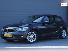 BMW 1-serie - 116i Business+ NAVI / CLIMA / PDC / STOELVERWARMING