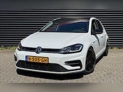 Volkswagen Golf - 1.5 TSI Highline Business R | Automaat |Navigatie | Cruise control stop &go | 18'' Lichtme