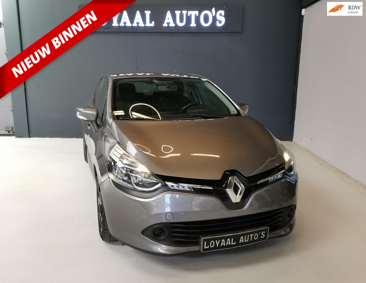 Renault Clio - 1.2 Night & Day | NAVI | AIRCO | CRUISE | ELEK.RAMEN | APK. - AutoWereld.nl