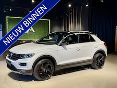 Volkswagen T-Roc - 1.5 TSI Sport Virtuel|ACC|Camera|Navi|LED Wit