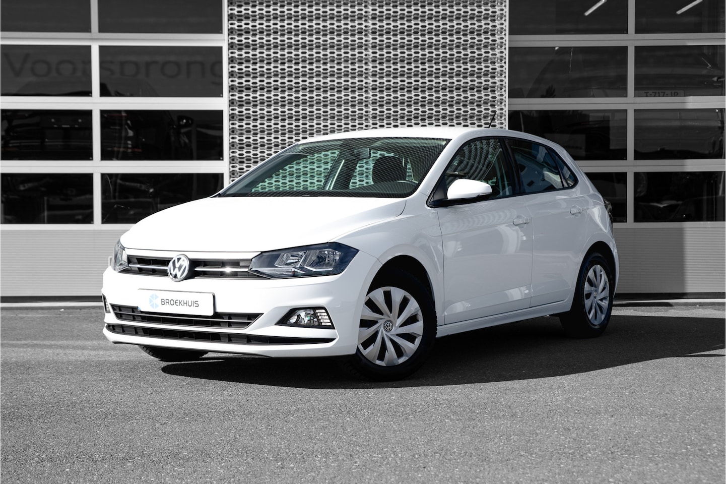 Volkswagen Polo - 1.0 MPI Comfortline | Carplay | Cruise Control | Navigatie - AutoWereld.nl