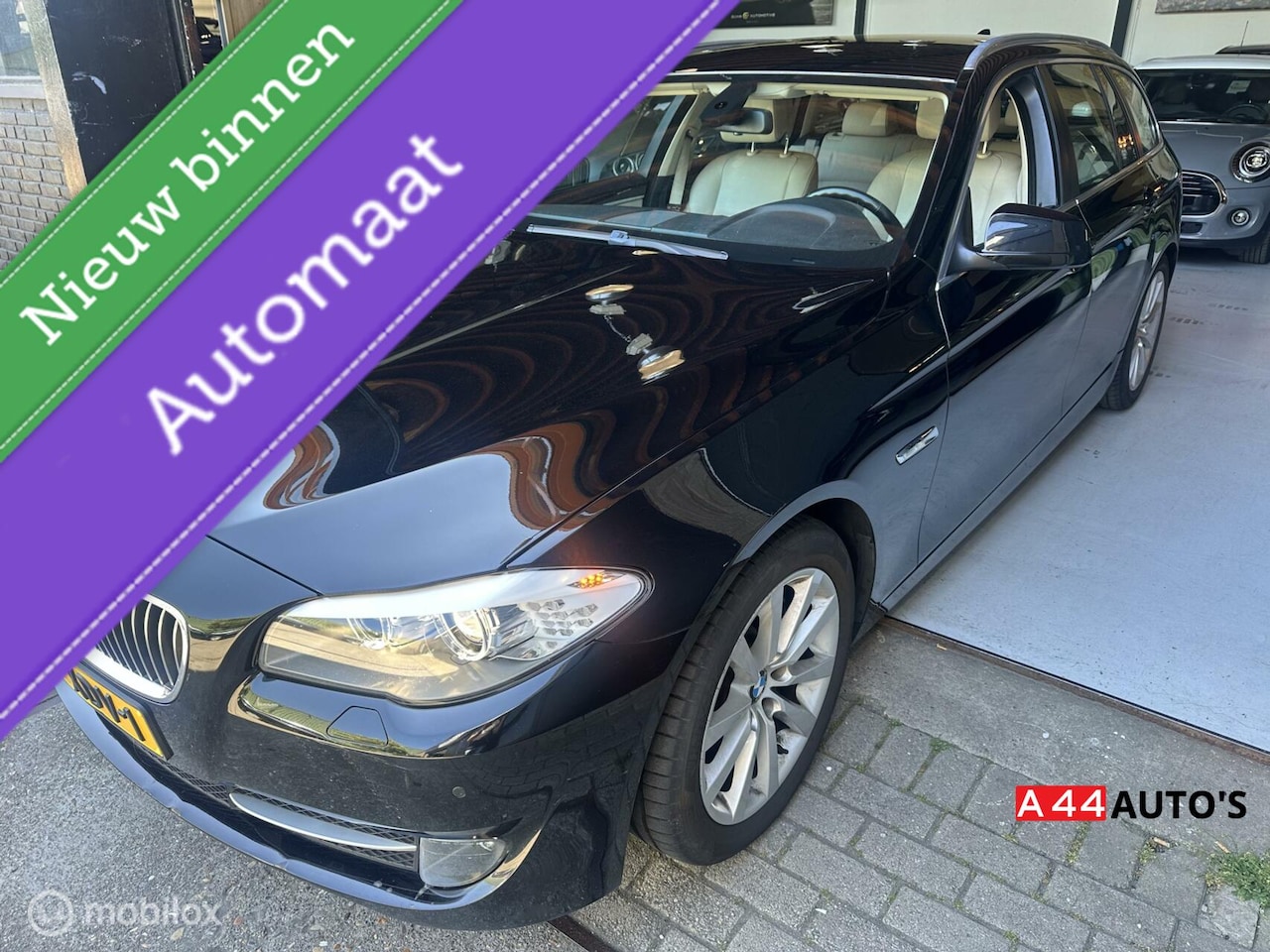BMW 5-serie Touring - 528i High Executive*NL AUTO NAP*LEDER* - AutoWereld.nl