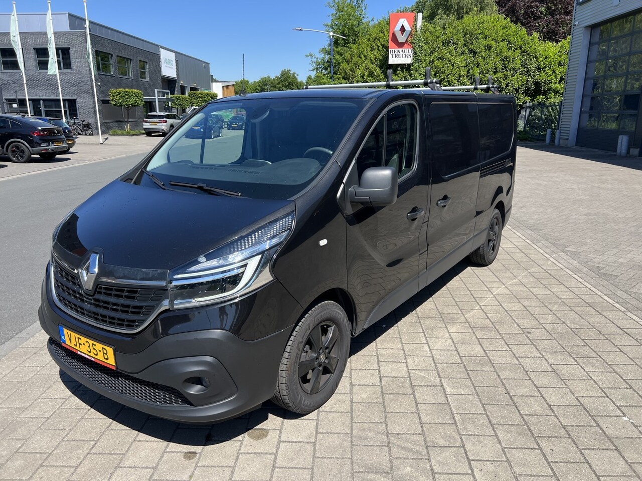 Renault Trafic - L2H1 dCi 120 Luxe - AutoWereld.nl