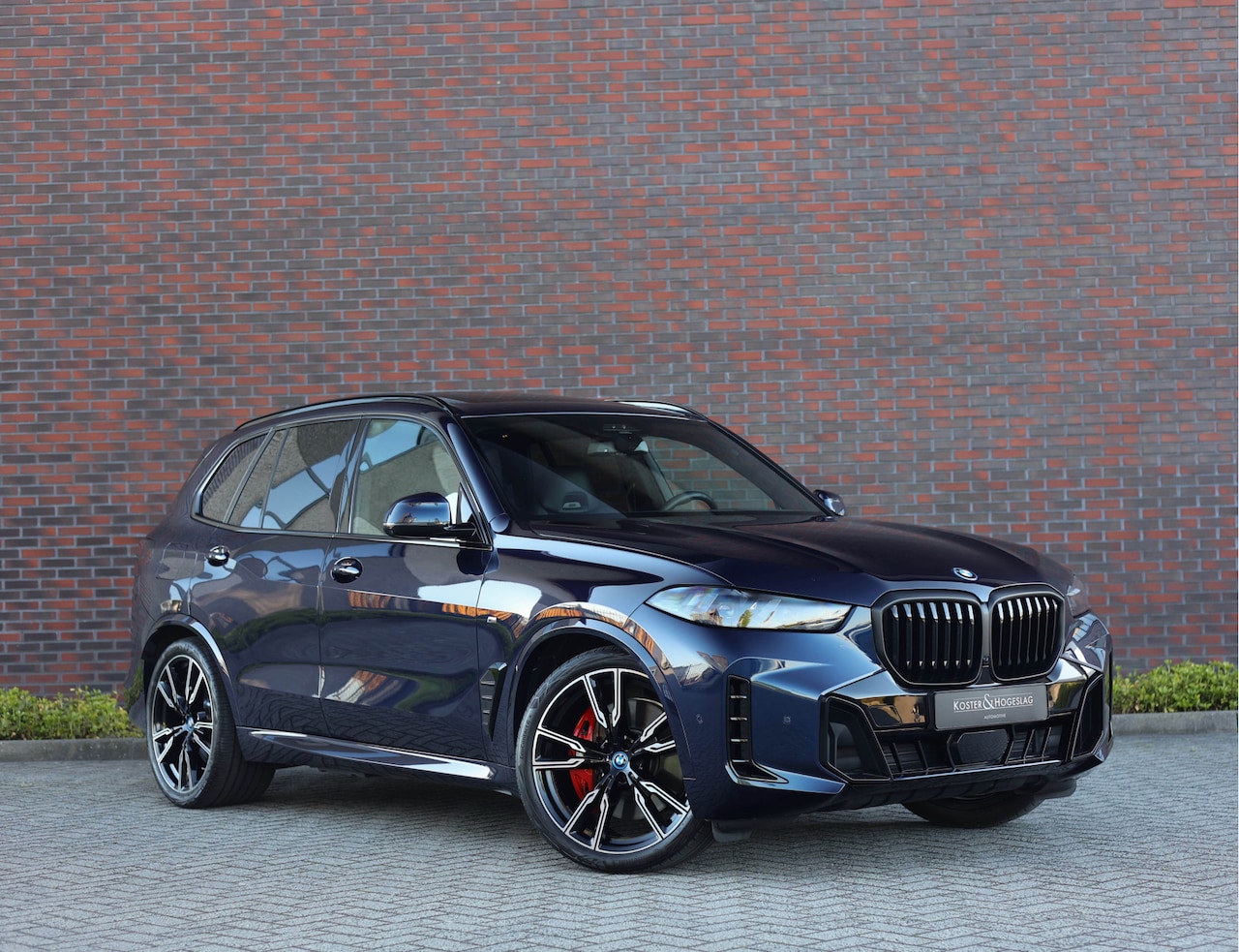 BMW X5 - 50e xDrive *Sky*B&W*M Sport Pro*Trekhaak* - AutoWereld.nl
