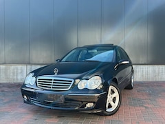 Mercedes-Benz C-klasse - 180 K. Avantgarde * Climate * Cruise * Navi * 1e EIG