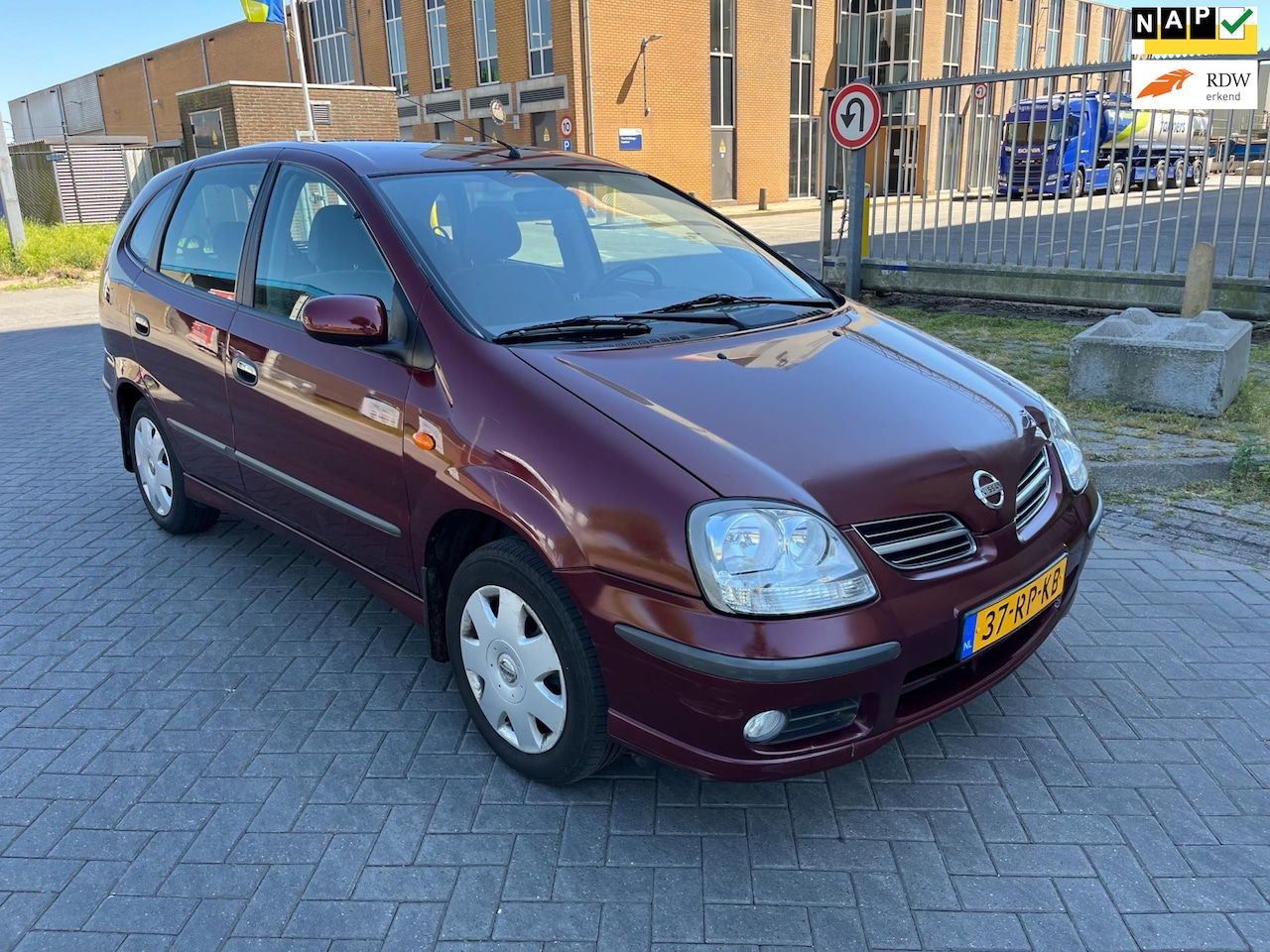 Nissan Almera Tino - 1.8 Acenta airco nieuwe apk trekhaak - AutoWereld.nl