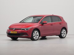 Volkswagen Golf - 1.5 TSI 130pk Style Navigatie Acc Pdc Led 111