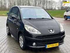 Peugeot 1007 - 1.4 Gentry Airco