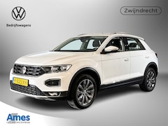 Volkswagen T-Roc - 1.5 TSI 150pk DSG Sport | Navigatie | Achteruitrijcamera | Stoelverwarming | 17inch velgen