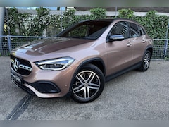 Mercedes-Benz GLA-Klasse - GLA 250e Automaat Luxury Line | Premium Plus Pakket | Panoramadak | Advanced Sound System