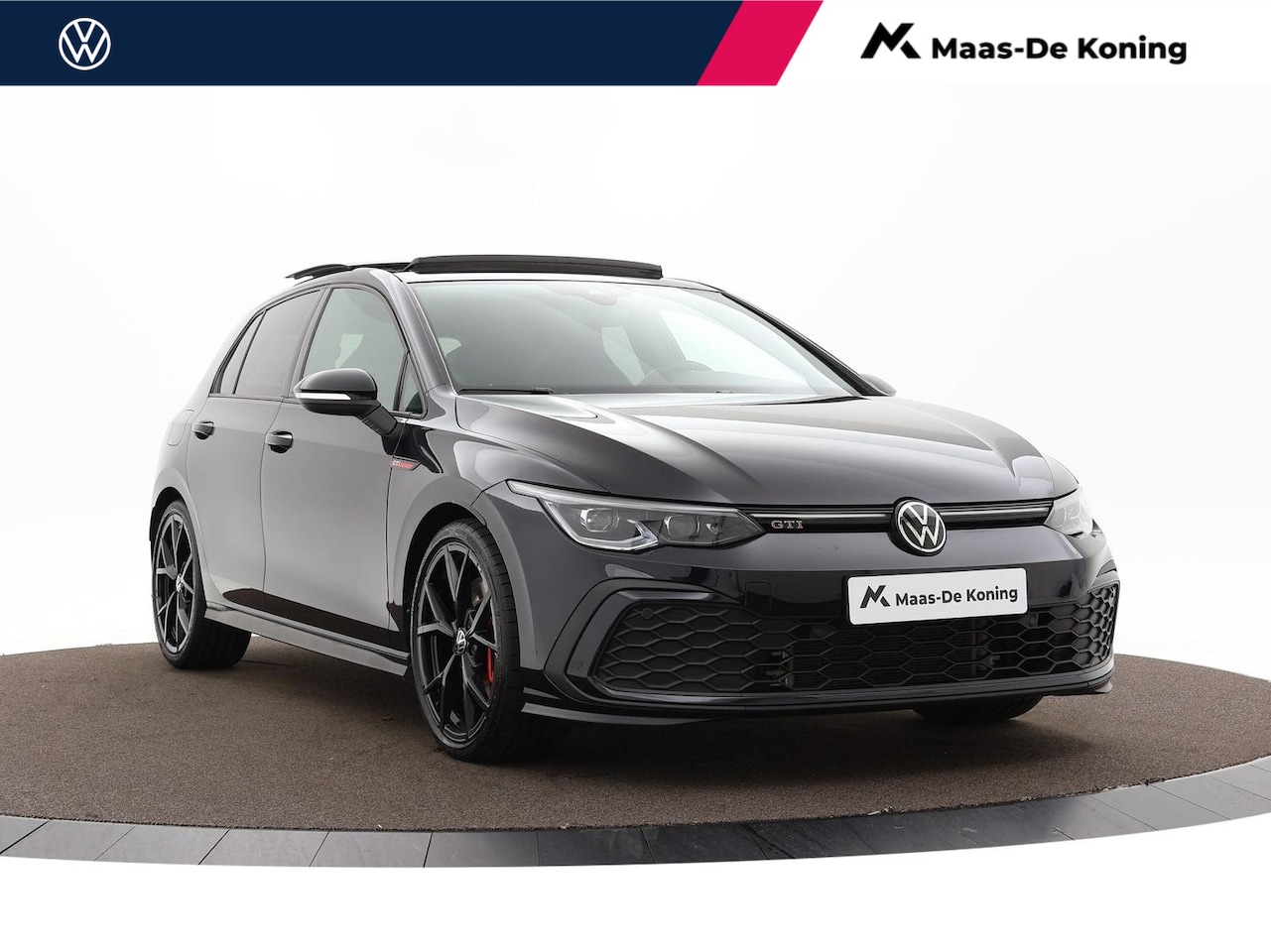 Volkswagen Golf - GTI 2.0 TSI 245pk DSG · Panoramadak · IQ.Light · Camera · Leder Interieur · Stuur- & Stoel - AutoWereld.nl
