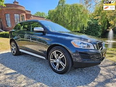 Volvo XC60 - 2.0T AUTOMAAT/airco/CRUISE R-DESiGN
