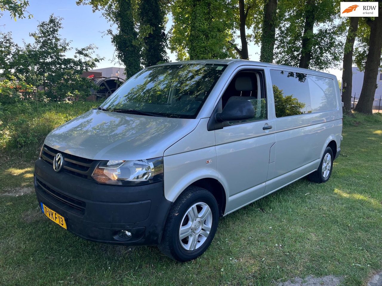 Volkswagen Transporter - 2.0 TDI L2H1 DC Budgetline 2.0 TDI L2H1 DC Budgetline - AutoWereld.nl