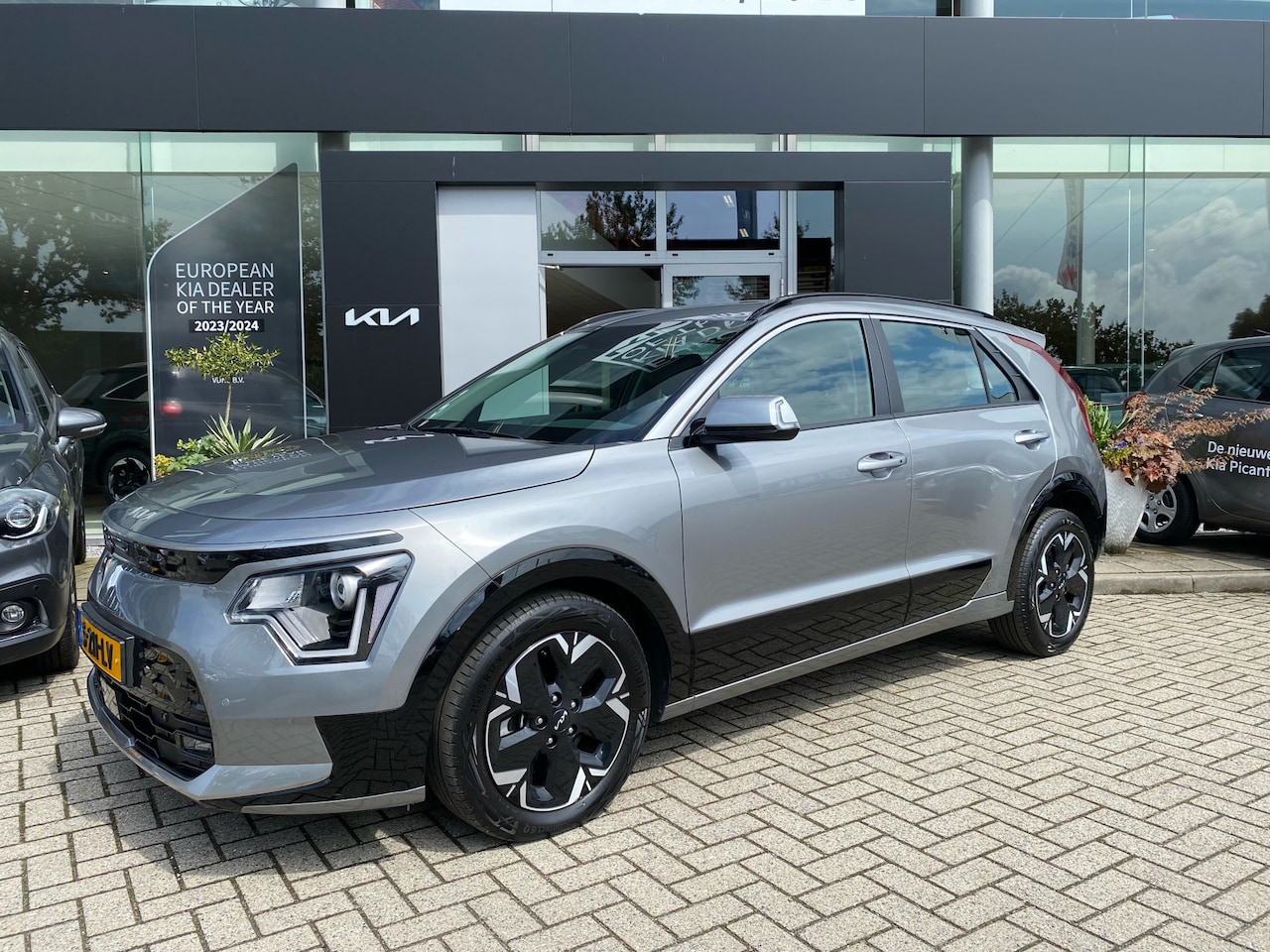 Kia Niro EV - DynamicLine 64.8 kWh € 2000, -AUTODROOM SUBSIDIE !! Info Frank 0492-588958 - AutoWereld.nl