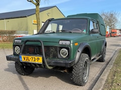 Lada Niva - 1.7 4X4 KOPPELING NIET GOED