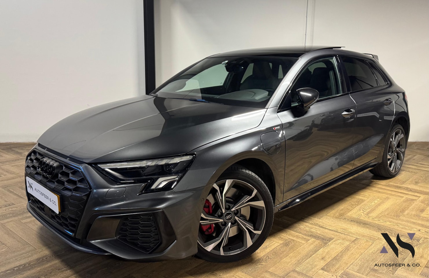 Audi A3 Sportback - 45 TFSI e S edition Competition PANO VOL' - AutoWereld.nl