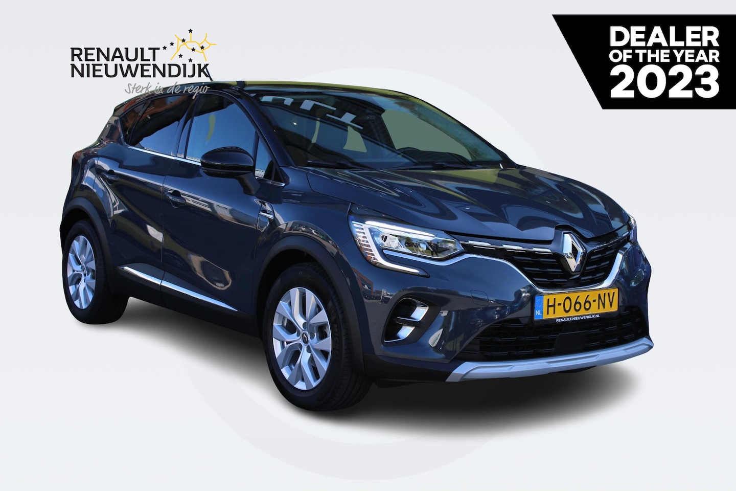 Renault Captur - 1.3 TCe 155 Intens | AUTOMAAT | PARKEERSENSOREN | CLIMATE CONTROL | CRUISE CONTROL | APPLE - AutoWereld.nl
