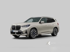 BMW X3 - 30e xDrive M Sport Pro | Panorama | Ventilatie | Head-Up | Iconic glow | H/K | Keyless | T