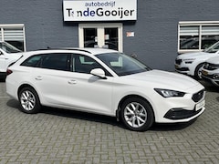 Seat Leon Sportstourer - 1.5 TSI Style | CLIMA | STOELVERW. | EL. TREKHAAK |