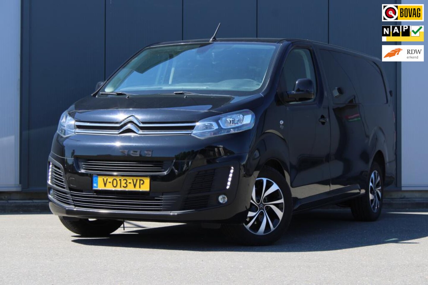 Citroën Jumpy - 2.0 BlueHDI 150 Business XL DC S&S, 6-persoons, Camera, Cruise Control, CarPlay/Android Au - AutoWereld.nl