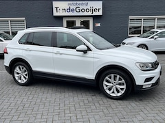 Volkswagen Tiguan - 1.4 TSi Connected | PANORAMADAK | NAV. | ERGO ACTIVE | NL-AUTO | 49.367 KM |