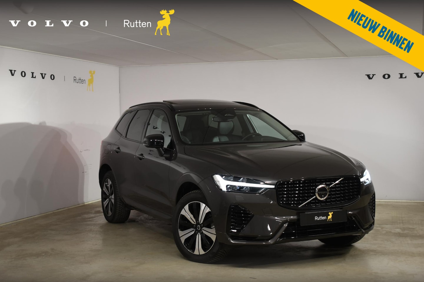 Volvo XC60 - T6 350PK Automaat AWD Plus Dark / Adaptive Cruise control / Stoelverwarming v+a / Stuurver - AutoWereld.nl