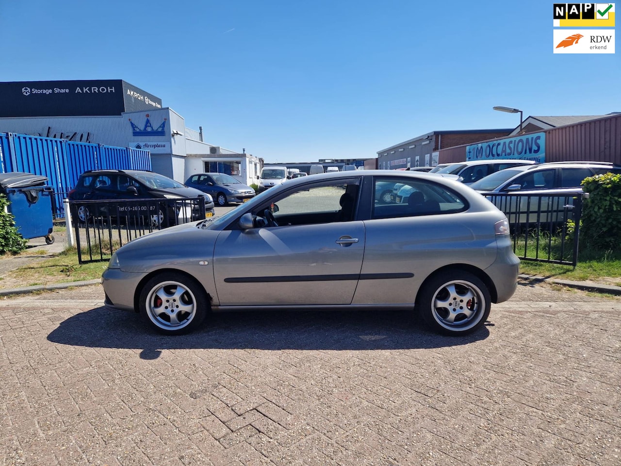 Seat Ibiza - 1.6-16V Freestyle/UNIEK/SPORTIEF/GETUNED!! - AutoWereld.nl