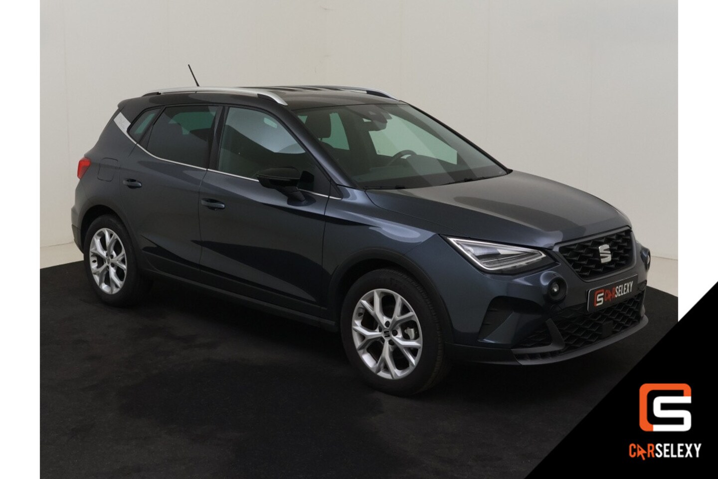 Seat Arona - 1.0 TSI FR Business Connect – Viva la Drive! Sportief, Slim & Zo - AutoWereld.nl