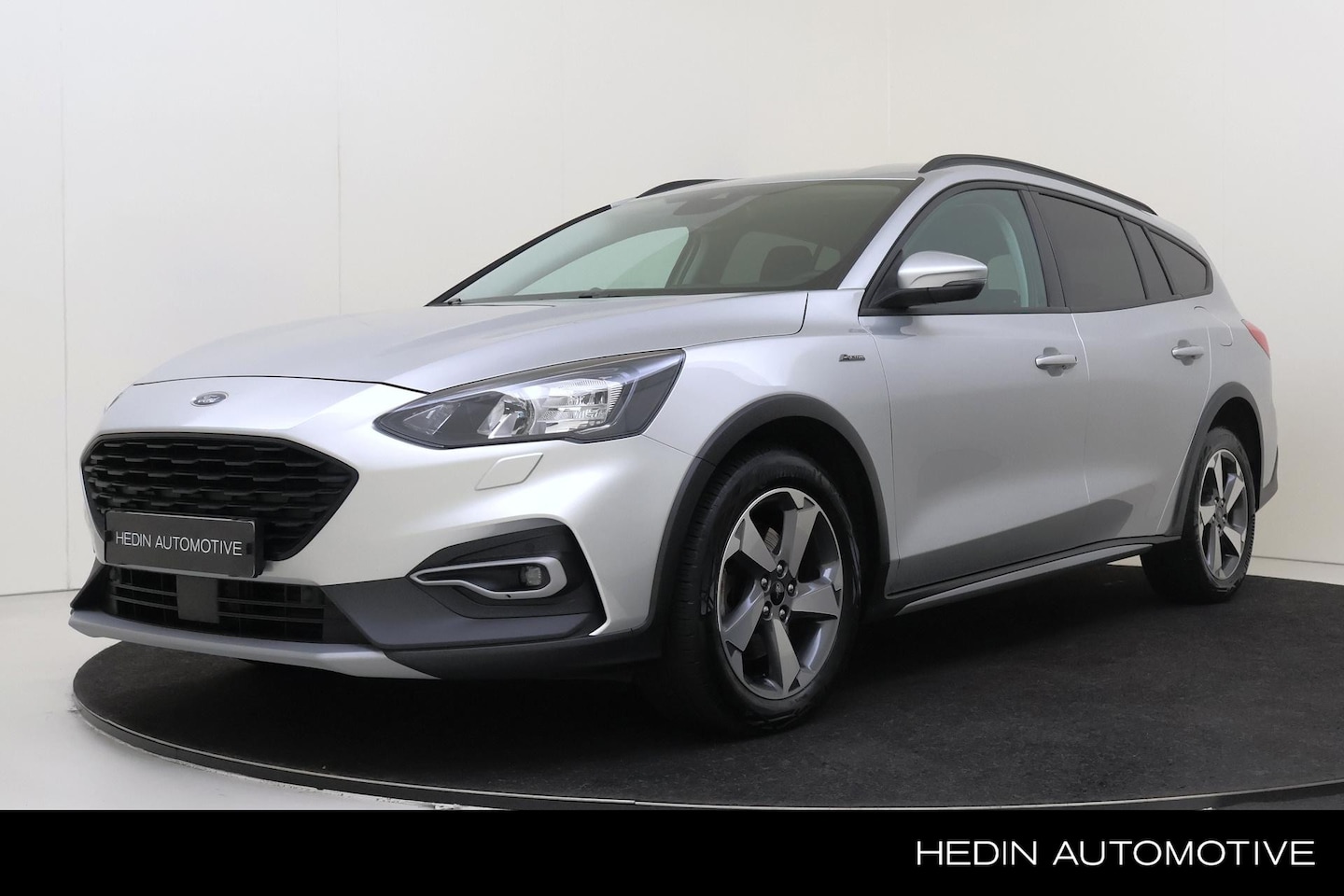 Ford Focus Wagon - 1.0 EcoBoost Active Business | Automaat | Winter Pack - AutoWereld.nl
