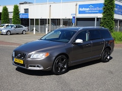 Volvo V70 - 2.5T Kinetic Aut Inc Btw R-Design