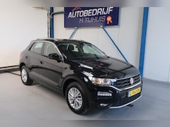 Volkswagen T-Roc - 1.0 TSI Style - N.A.P. Airco, Cruise, PDC, Navi