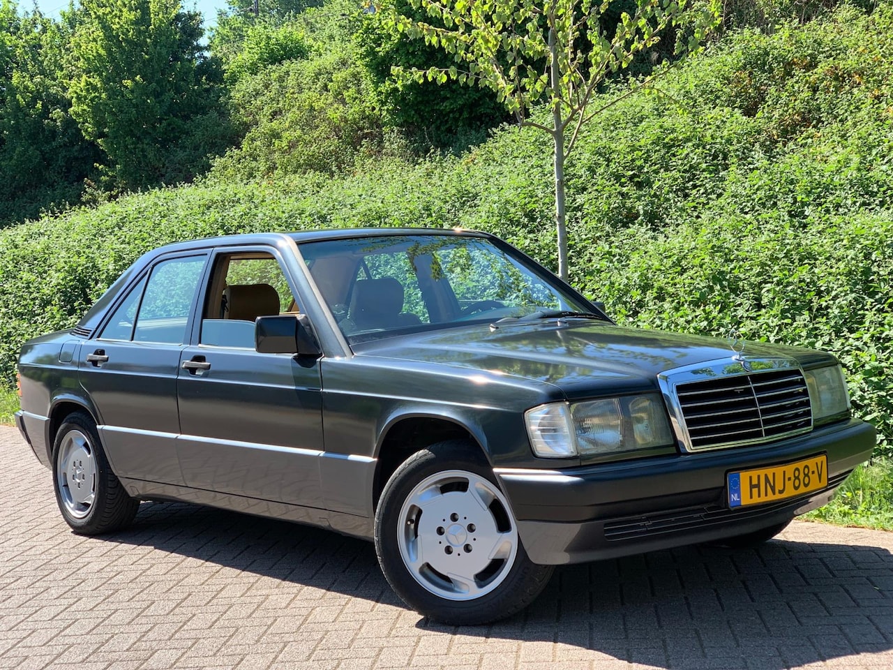 Mercedes-Benz 190-serie - 2.5 D 1991 LEDER NETTE STAAT ! - AutoWereld.nl