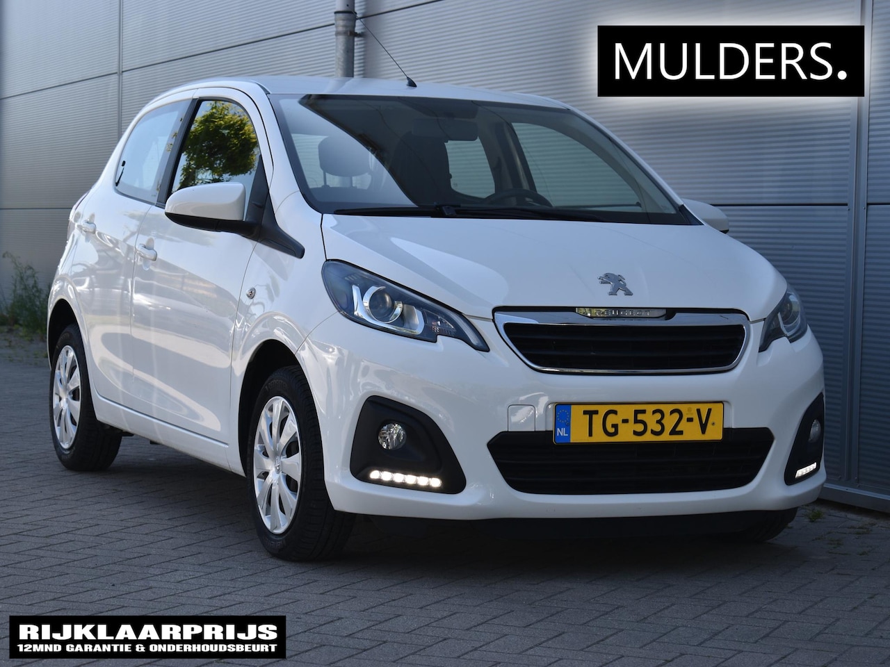 Peugeot 108 - 1.0 e-VTi Active AIRCO / BLUETOOTH / LED - AutoWereld.nl