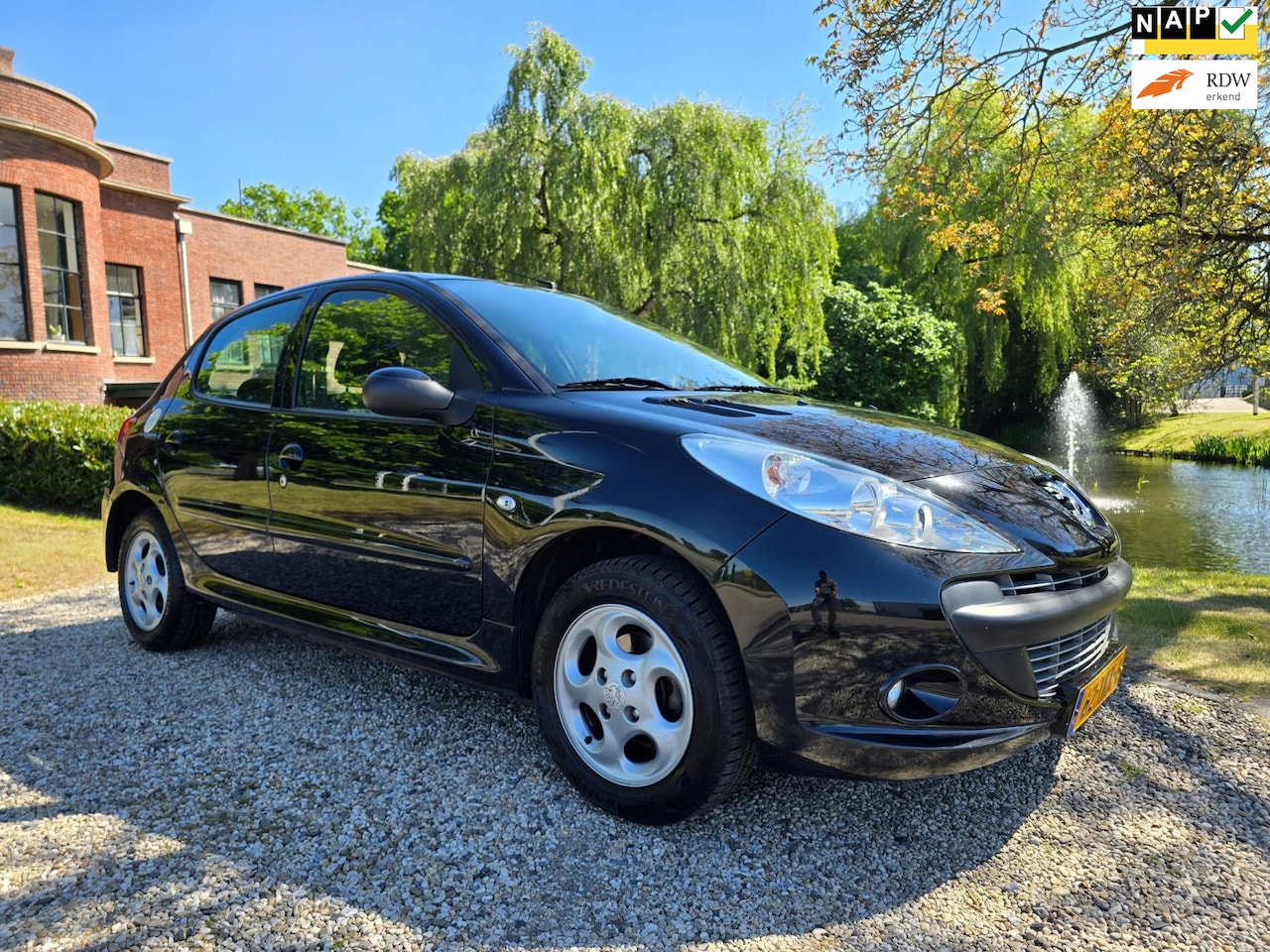 Peugeot 206 - 1.4 XS 5-deurs AIRCO *apk:03-2026* - AutoWereld.nl
