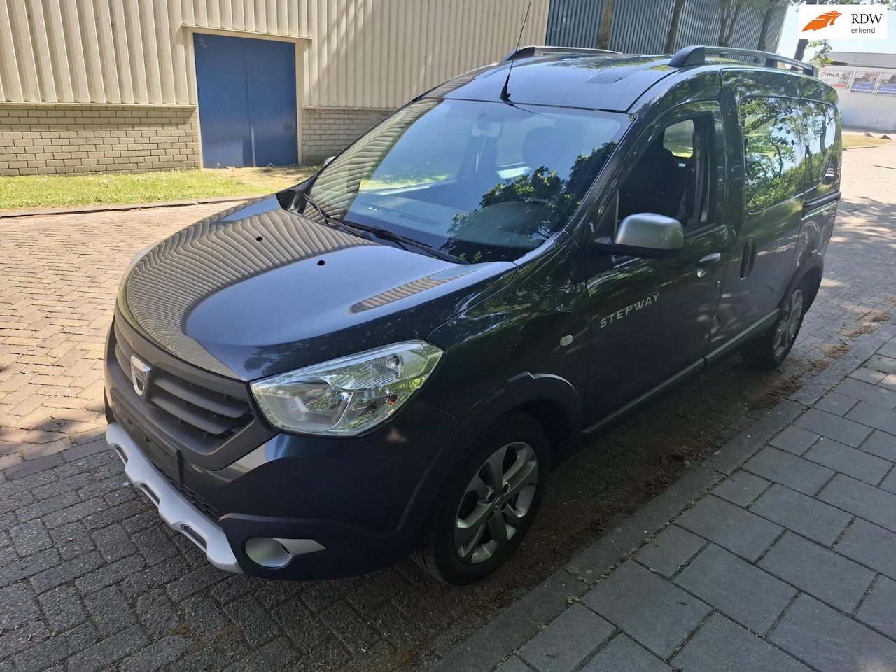 Dacia Dokker - 1.2 TCe S&S Série Limitée Stepway Belgisch kenteken - AutoWereld.nl