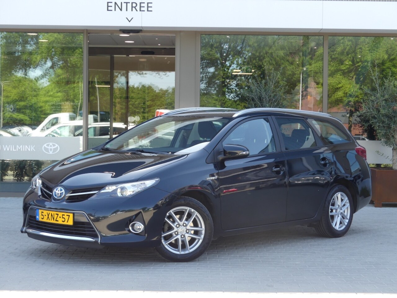 Toyota Auris Touring Sports - 1.8 Hybr.ide | Aspiration | Camera - AutoWereld.nl