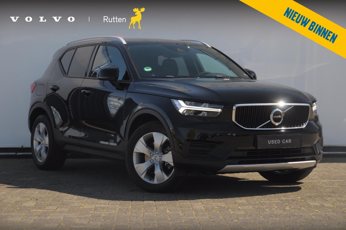 Volvo XC40 - T4 190PK Automaat Momentum Pro Navigatie / Parkeersensoren Voor & achter / Parkeercamera a - AutoWereld.nl