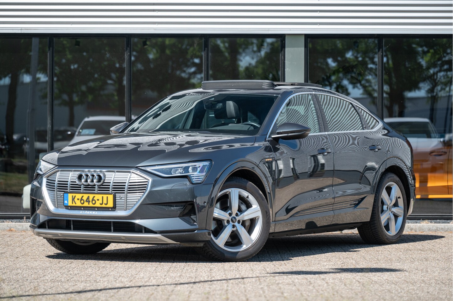 Audi e-tron Sportback - 50 quattro Business edition Plus 71 kWh | Pano | Camera | Adapt. Cruise | Leder | Memoryse - AutoWereld.nl