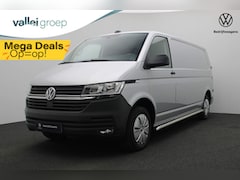 Volkswagen Transporter - 2.0 TDI 150PK DSG L2H1 28 Comfortline | Trekhaak | 3-zits | Parkeersensoren achter | Apple