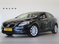 Volvo V40 - T2 120PK Kinetic | Park Assist Achter | Cruise Control | Zomer+Winter Banden | Bluetooth |