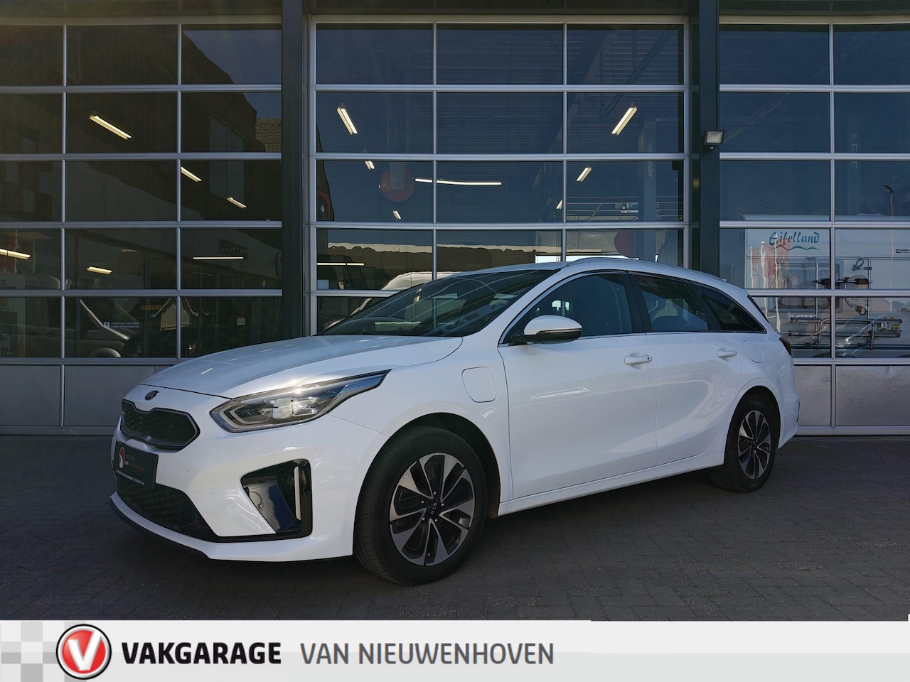 Kia Cee'd Sportswagon - Ceed 1.6 GDI PHEV Dynamic Winter Pack *10 jaar garantie - AutoWereld.nl