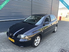 Seat Ibiza - 1.4 16v NAP / CLIMA / 5DRS / LM VELGEN / AIRCO