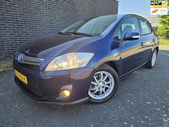 Toyota Auris - 1.8 Full Hybrid Executive GARANTIE