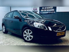 Volvo V60 - 1.6 T4 Kinetic/2DE EIG/RIJKLAAR/