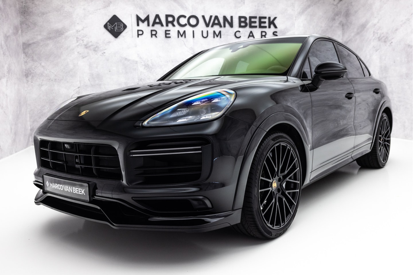 Porsche Cayenne Coupé - 4.0 Turbo | Sportpakket | Carbon | 4W Sturing | Burmester | 22" - AutoWereld.nl