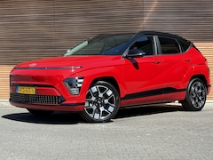 Hyundai Kona Electric - Premium TT 65.4 kWh 360 camera / winter + ventilatie pack / 19 "lm vleg / Carplay / Bose e
