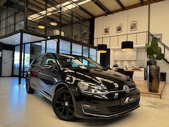 Volkswagen Golf - 1.4 TSI | DSG automaat| Bluetooth | Navigatie| Cruise control| Parkeersensoren| VOL|