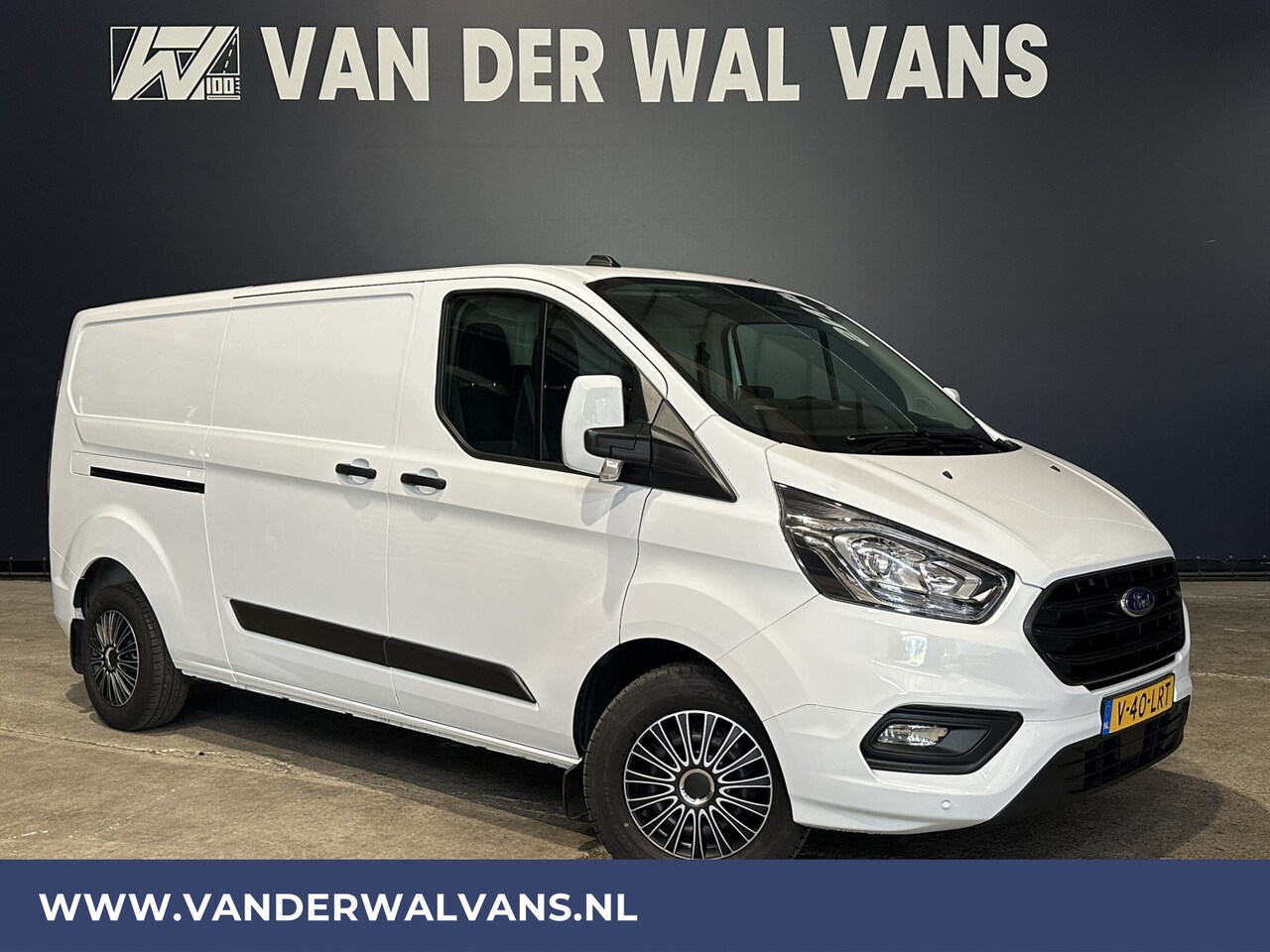 Ford Transit Custom - 2.0 TDCI 131pk L2H1 Euro6 Airco | Android Auto | Cruisecontrol | Parkeersensoren Verwarmde - AutoWereld.nl