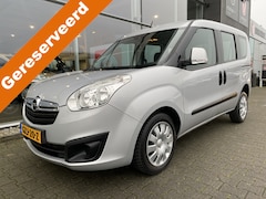 Opel Combo Tour - 2+1 Rolstoelauto 1.4 EcoFlex Edition L1H1 (Zeer nette en ruime 2+1 Rolstoelauto met lage k